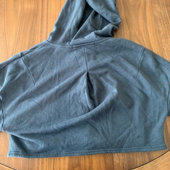 The Perfect Zip Up Hoodie - Picture 8 of 9